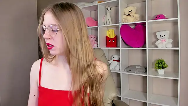 Joann Shermann online show from October 16, 2025, 1:14 am