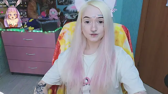 Manuela unicorn online show from October 19, 2025, 2:36 am