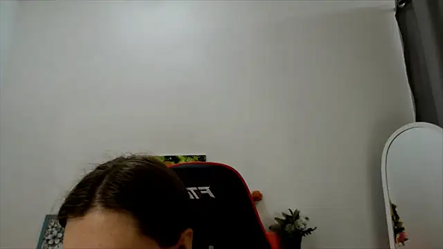 Snapshot of Lucky_Lana chatting on November 13, 2025, 2:48 am Lucky Lana online show from November 13, 2025, 2:48 am