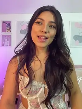 Snapshot of ariana_bae_ chatting on March 18, 2025, 9:32 pm ariana bae  online show from March 18, 2025, 9:32 pm