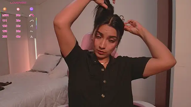 Snapshot of ariana_bae_ chatting on February 20, 2026, 3:25 am ariana bae online show from February 20, 2026, 3:25 am