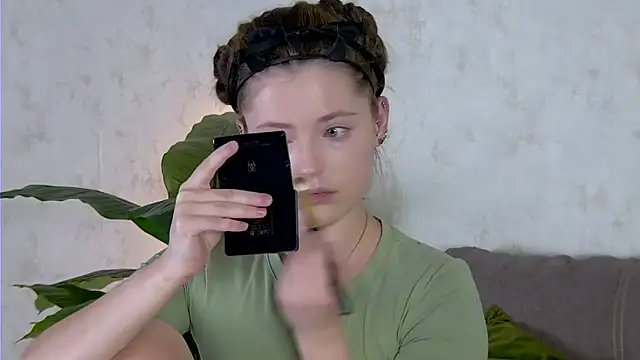 Snapshot of AshleyD_ chatting on November 12, 2025, 1:26 pm AshleyD online show from November 12, 2025, 1:26 pm