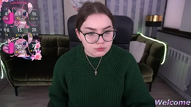 LuxSopphia online show from March 23, 2025, 6:05 am