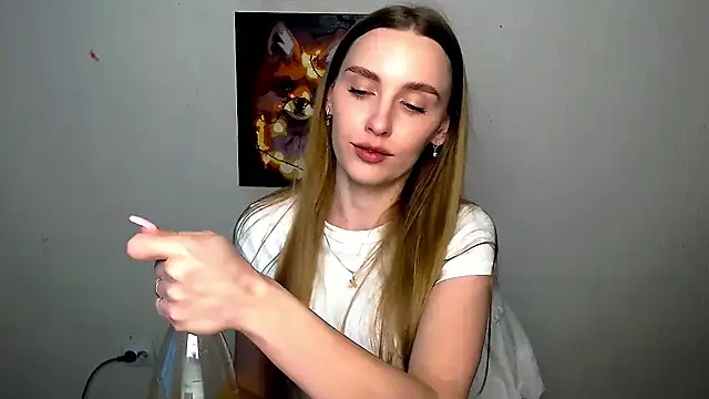 Doll Angelina online show from May 28, 2026, 6:10 am