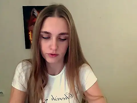 Doll Angelina online show from November 20, 2025, 6:58 am