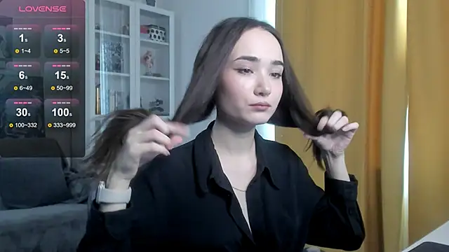 Snapshot of Lillllos chatting on November 24, 2025, 4:56 am Lillllos online show from November 24, 2025, 4:56 am