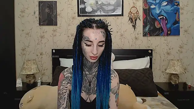 Snapshot of Velvetbat chatting on February 15, 2026, 7:09 am Velvetbat online show from February 15, 2026, 7:09 am