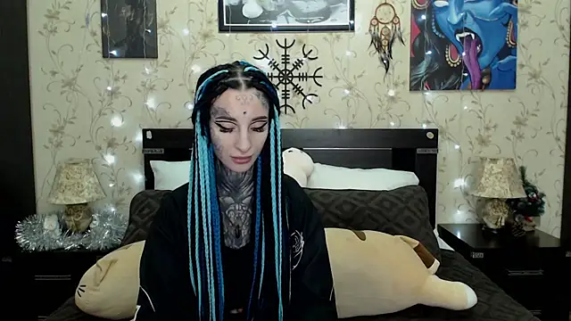 Snapshot of Velvetbat chatting on December 16, 2025, 6:50 am Velvetbat online show from December 16, 2025, 6:50 am