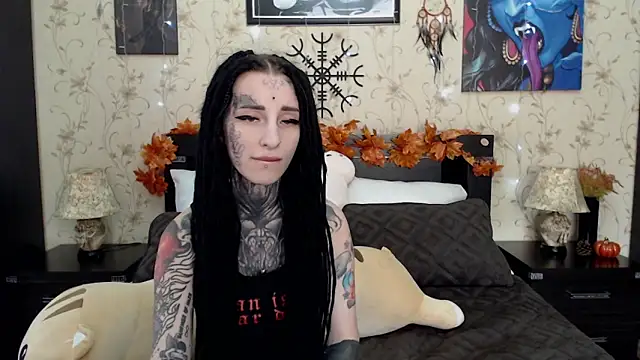 Snapshot of Velvetbat chatting on October 5, 2025, 6:59 am Velvetbat online show from October 5, 2025, 6:59 am