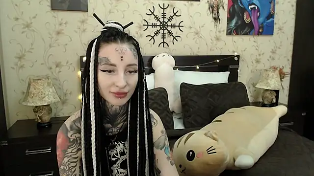 Snapshot of Velvetbat chatting on March 19, 2025, 10:55 am Velvetbat online show from March 19, 2025, 10:55 am