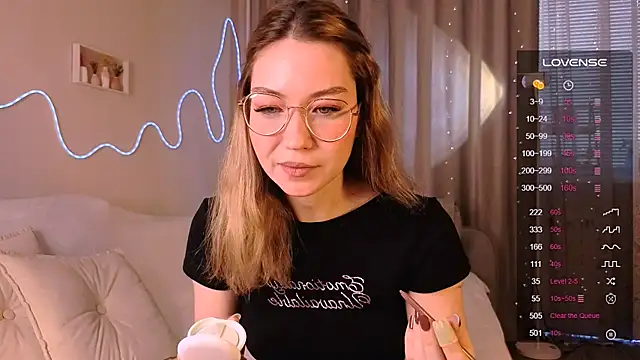 Snapshot of Lilo_Sims chatting on November 11, 2025, 3:23 am Lilo Sims online show from November 11, 2025, 3:23 am