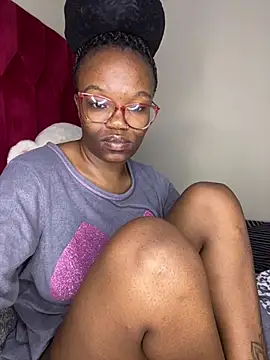 YummyMelanin117 online show from February 9, 2026, 10:41 pm