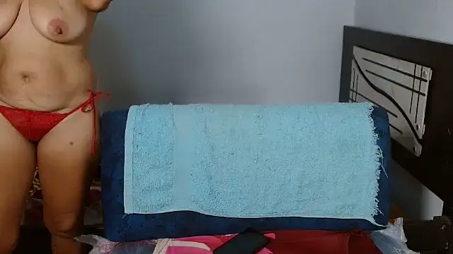 Snapshot of Allyson_Mature chatting on February 22, 2026, 8:43 pm Allyson Mature online show from February 22, 2026, 8:43 pm