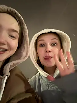 bambi lu online show from November 18, 2025, 4:54 pm