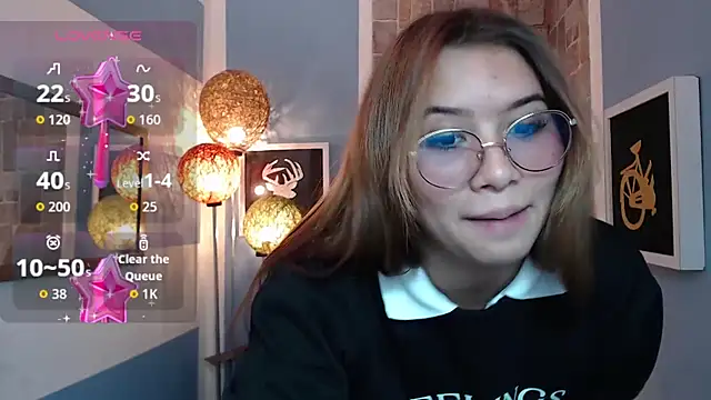 Fiorellaa delsd online show from October 21, 2025, 3:00 pm