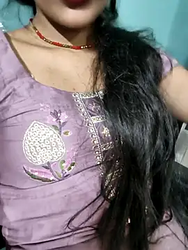 Snapshot of Eshwari_Chopra chatting on May 9, 2026, 5:11 am Eshwari Chopra online show from May 9, 2026, 5:11 am
