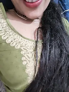 Snapshot of Eshwari_Chopra chatting on July 11, 2026, 6:19 pm Eshwari Chopra online show from July 11, 2026, 6:19 pm