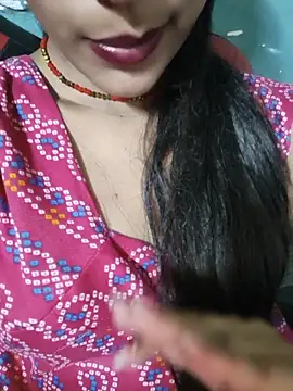 Snapshot of Eshwari_Chopra chatting on May 25, 2026, 5:29 am Eshwari Chopra online show from May 25, 2026, 5:29 am