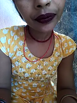 Eshna Dabral online show from December 1, 2025, 3:07 am