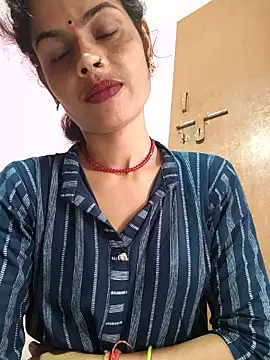 Snapshot of Eshna_Dabral chatting on September 10, 2025, 12:53 am Eshna Dabral online show from September 10, 2025, 12:53 am