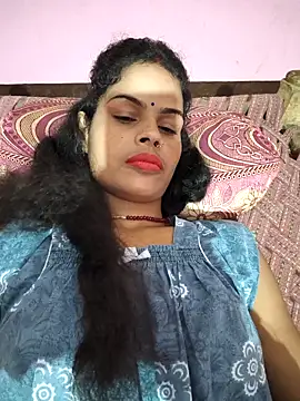 Snapshot of Eshna_Dabral chatting on September 13, 2025, 5:02 pm Eshna Dabral online show from September 13, 2025, 5:02 pm