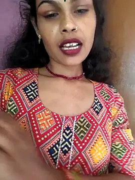 Snapshot of Eshna_Dabral chatting on September 12, 2025, 4:23 am Eshna Dabral online show from September 12, 2025, 4:23 am