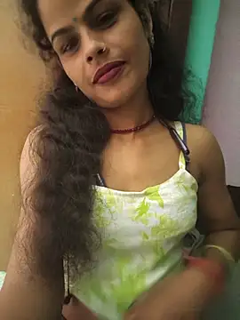 Snapshot of Eshna_Dabral chatting on September 11, 2025, 4:18 pm Eshna Dabral online show from September 11, 2025, 4:18 pm