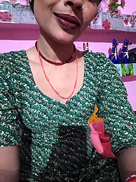 Eshna Dabral online show from November 15, 2025, 5:17 pm