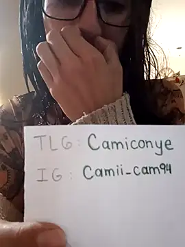 Snapshot of Camilitah chatting on October 11, 2025, 12:17 pm Camilitah online show from October 11, 2025, 12:17 pm