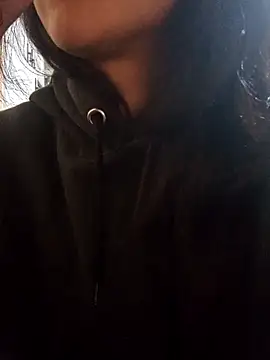 Snapshot of Camilitah chatting on October 19, 2025, 1:36 pm Camilitah online show from October 19, 2025, 1:36 pm