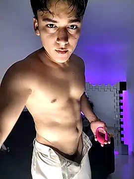 THE LITTLE LIAM online show from October 8, 2025, 11:49 pm