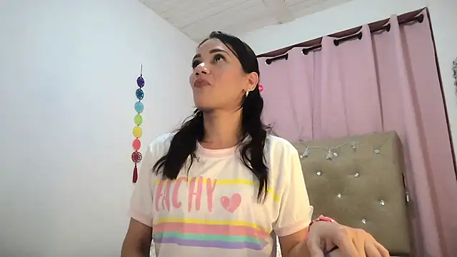 sofia8428 online show from November 19, 2025, 12:43 am