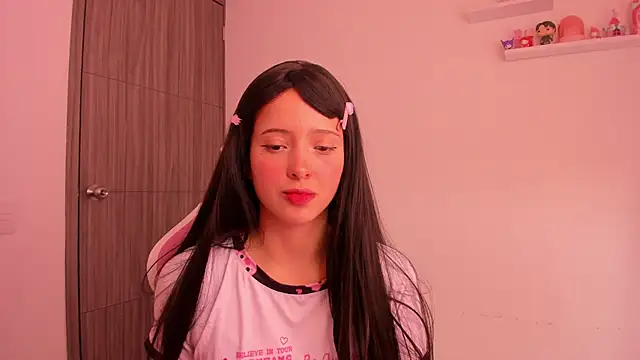 ImBunnyNova online show from April 5, 2026, 4:35 pm