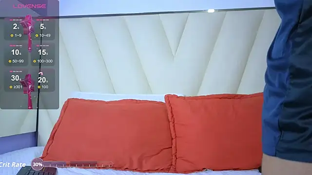 Hotboy21  online show from October 22, 2025, 4:01 am