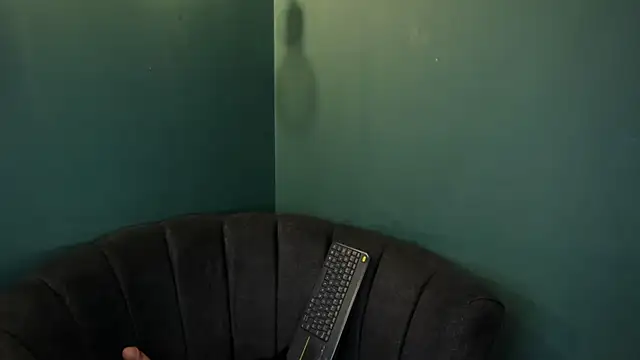 Snapshot of Elaine87_ chatting on October 20, 2025, 9:10 am Elaine87 online show from October 20, 2025, 9:10 am