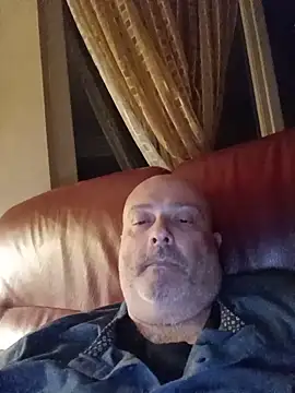Alexis Bull online show from May 16, 2026, 12:20 am