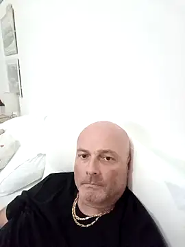 Snapshot of Alexis_Bull chatting on October 7, 2025, 2:51 pm Alexis Bull online show from October 7, 2025, 2:51 pm