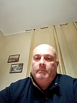 Alexis Bull online show from February 4, 2026, 1:33 am