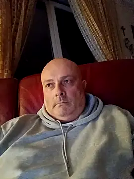 Alexis Bull online show from March 18, 2026, 12:03 am