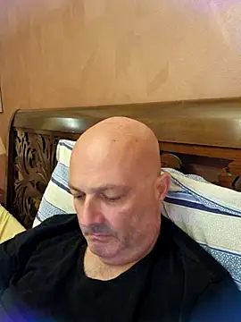 Snapshot of Alexis_Bull chatting on July 12, 2026, 7:15 pm Alexis Bull online show from July 12, 2026, 7:15 pm