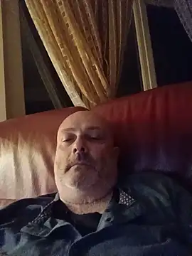 Alexis Bull online show from May 15, 2026, 10:52 pm