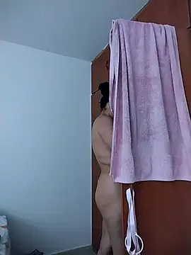 carlafox05 online show from September 23, 2025, 3:52 pm