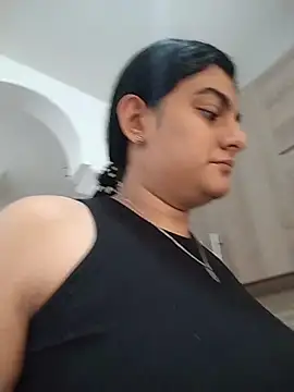 Snapshot of carlafox05 chatting on February 9, 2026, 3:10 pm carlafox05 online show from February 9, 2026, 3:10 pm