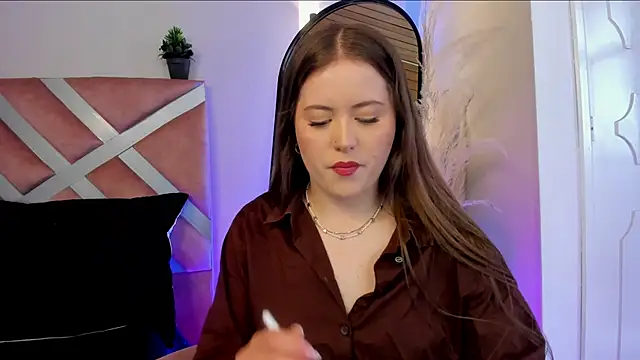 Snapshot of viol_collins__ chatting on November 5, 2025, 3:59 pm viol collins online show from November 5, 2025, 3:59 pm