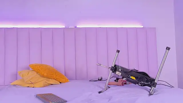 AgataDoll online show from November 30, 2025, 8:31 pm