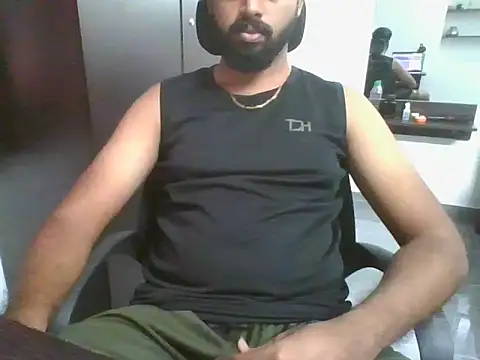 Periyakunji69 online show from November 5, 2025, 3:42 am