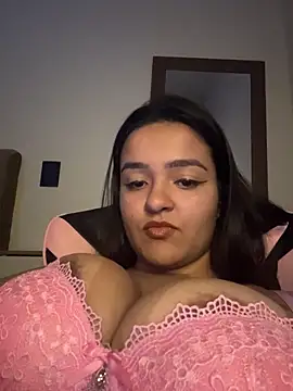 Manu 2002  online show from February 17, 2026, 3:15 am