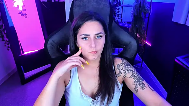 Snapshot of ValeriiMills chatting on September 22, 2025, 3:40 pm ValeriiMills online show from September 22, 2025, 3:40 pm