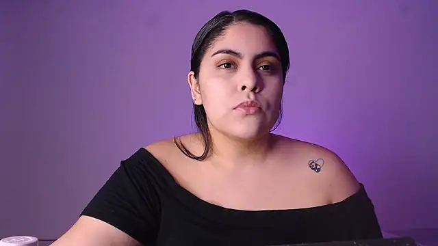 Snapshot of Amandaa_Lynn chatting on November 8, 2025, 11:08 pm Amandaa Lynn online show from November 8, 2025, 11:08 pm