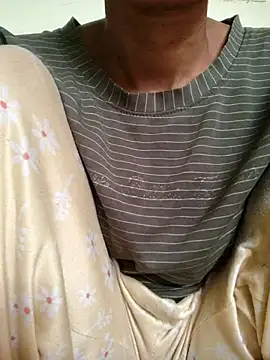 Desi Bhabi 01 online show from October 26, 2025, 4:13 am